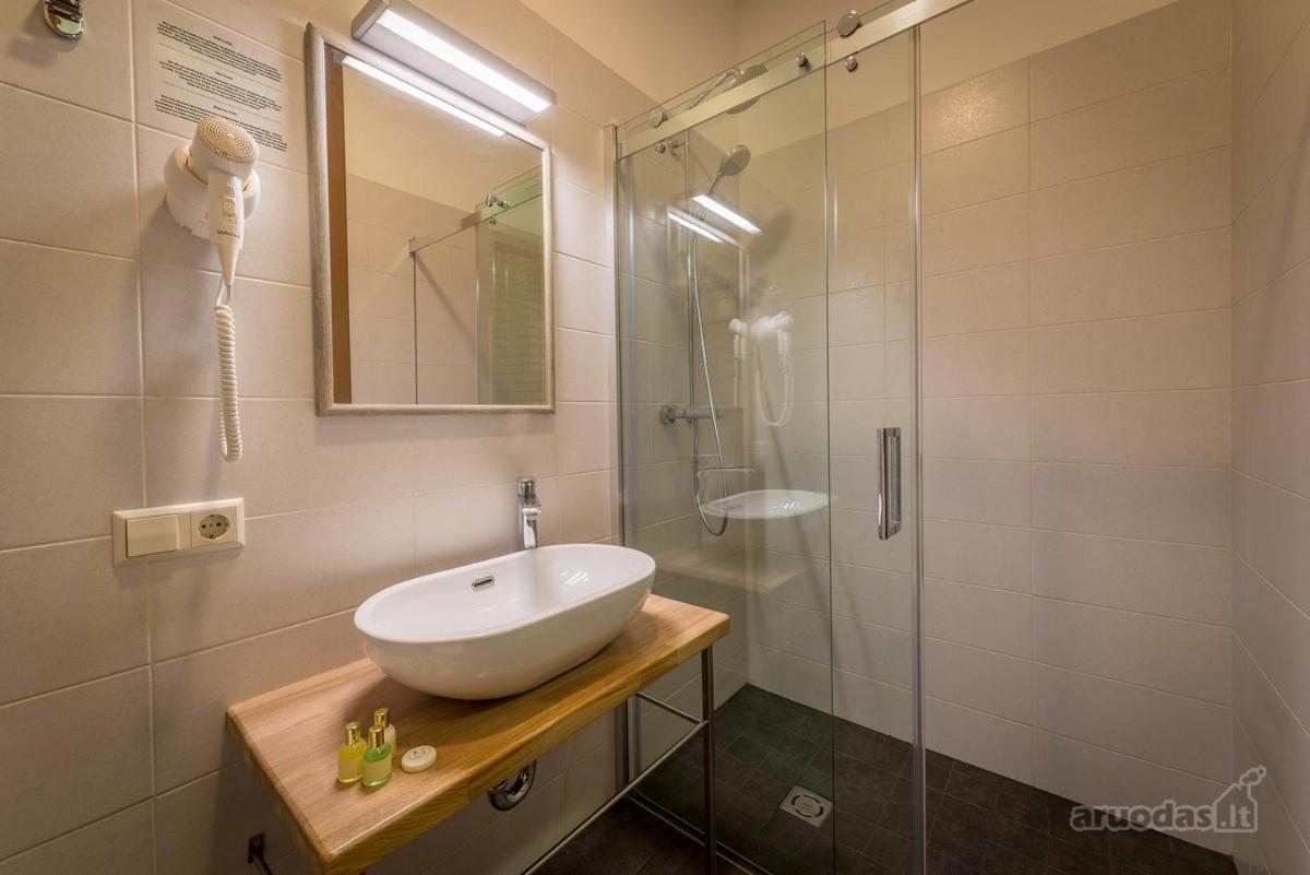 Feel Vilnius Old Town Apartments Ngoại thất bức ảnh